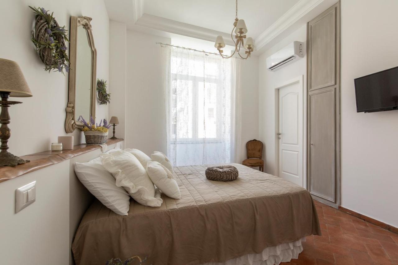 B&B Dimora Mazzarino Napoli Ngoại thất bức ảnh