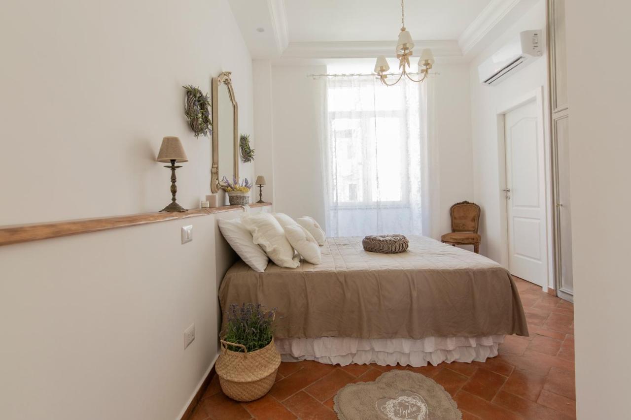 B&B Dimora Mazzarino Napoli Ngoại thất bức ảnh
