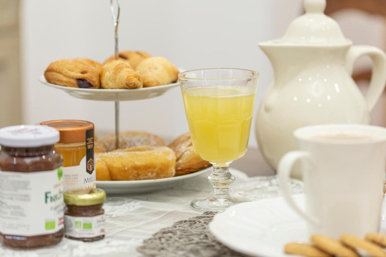 B&B Dimora Mazzarino Napoli Ngoại thất bức ảnh